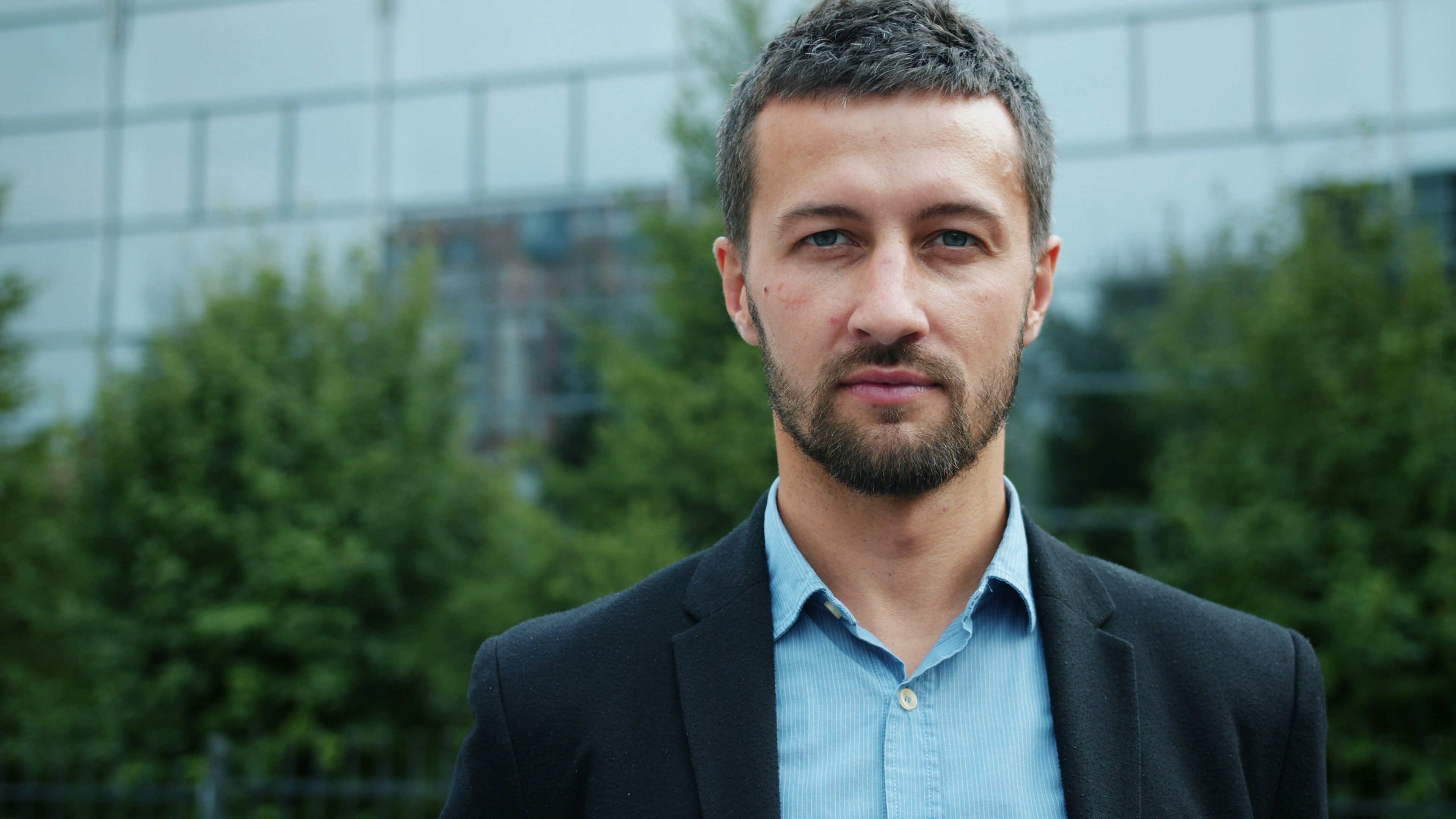 Customer portrait of Tomás Álvarez